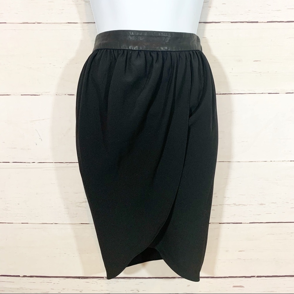 Alice + Olivia Black Tulip Skirt EUC 2